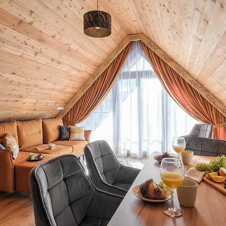 Tarasy Strazyska Zakopane, Odkryj- *