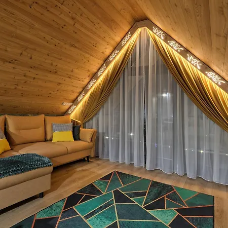 Tarasy Strazyska Zakopane, Odkryj-