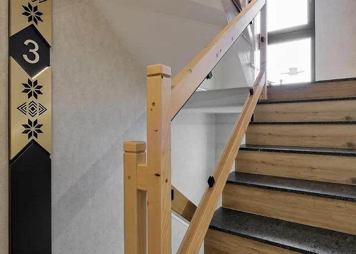 Tarasy Strazyska Zakopane, Odkryj-